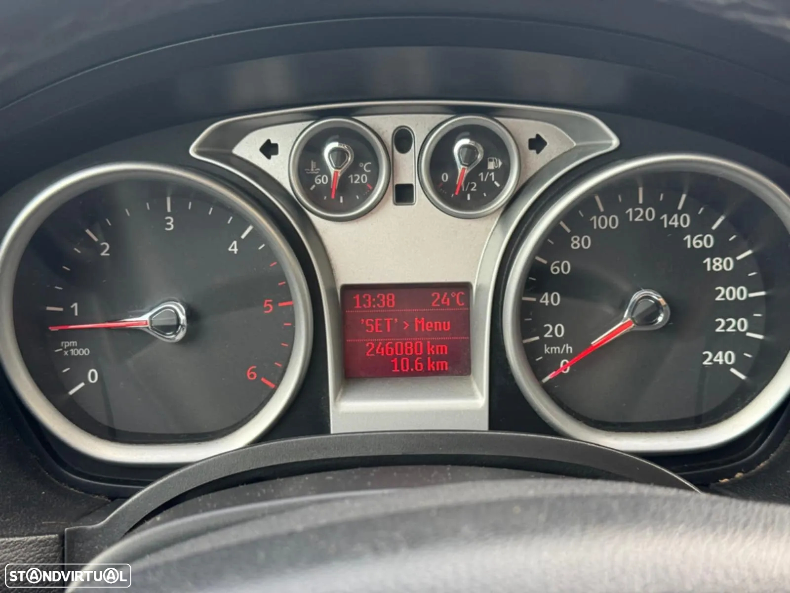 Ford Focus 1.6 TDCi Sport - 12