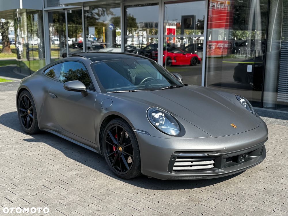 Porsche 911 Carrera 4S - 19