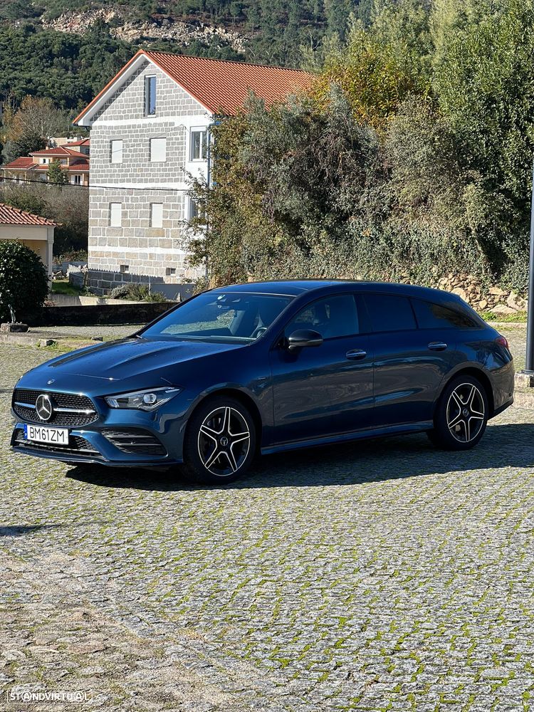 Mercedes-Benz CLA 250 e Shooting Brake 8G-DCT AMG Line - 1