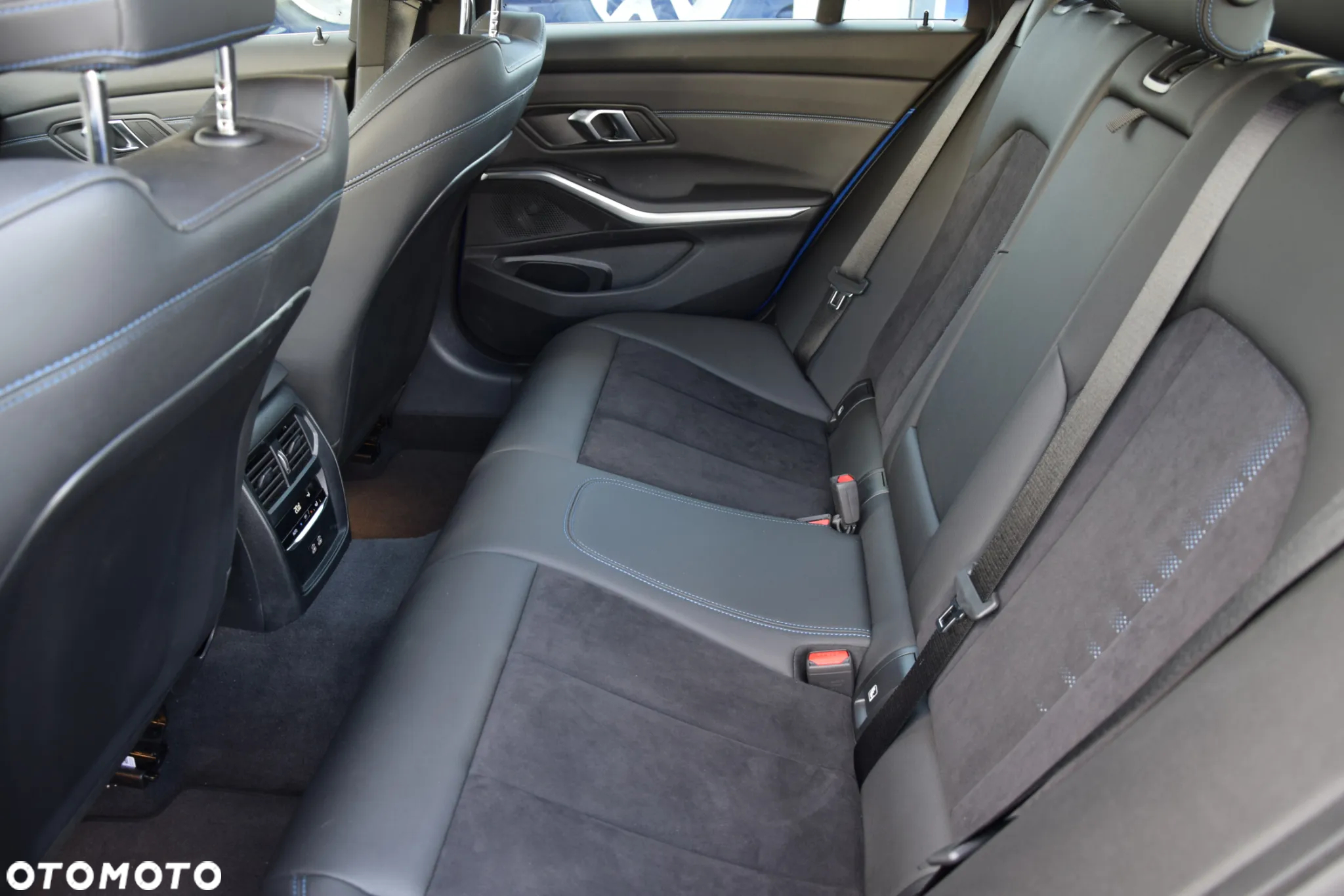BMW Seria 3 - 21