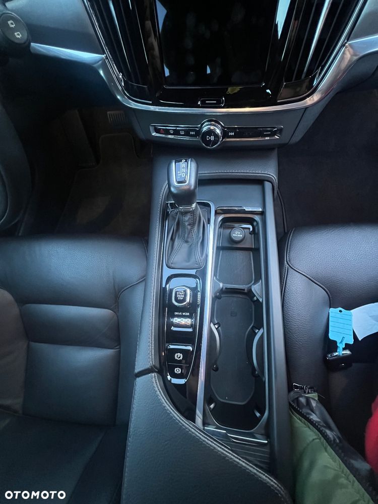 Volvo V90 D3 Geartronic Momentum - 35