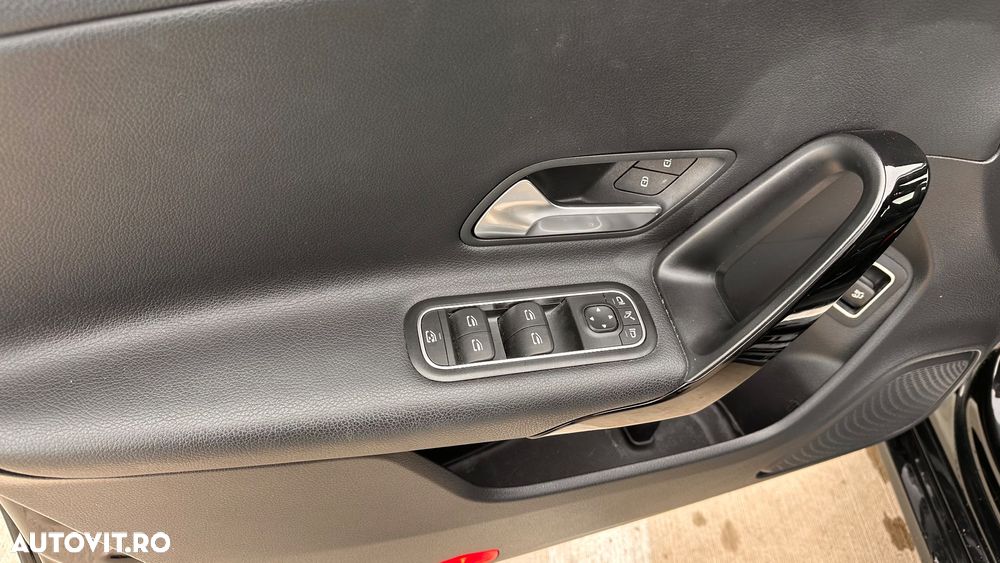 Mercedes-Benz CLA 180 d 7G-DCT Edition 2020 - 16