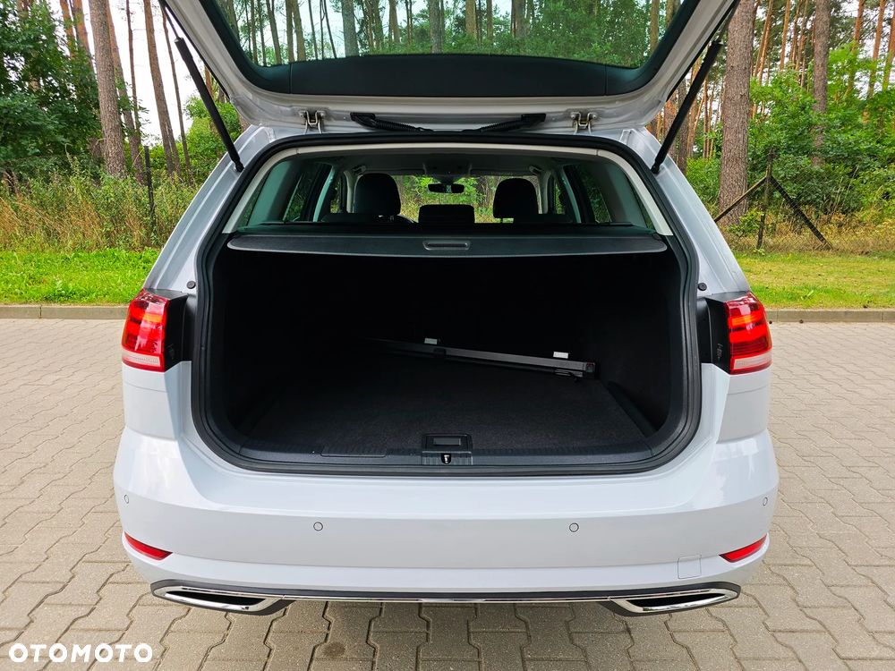 Volkswagen Golf 1.5 TSI ACT OPF DSG Highline - 20