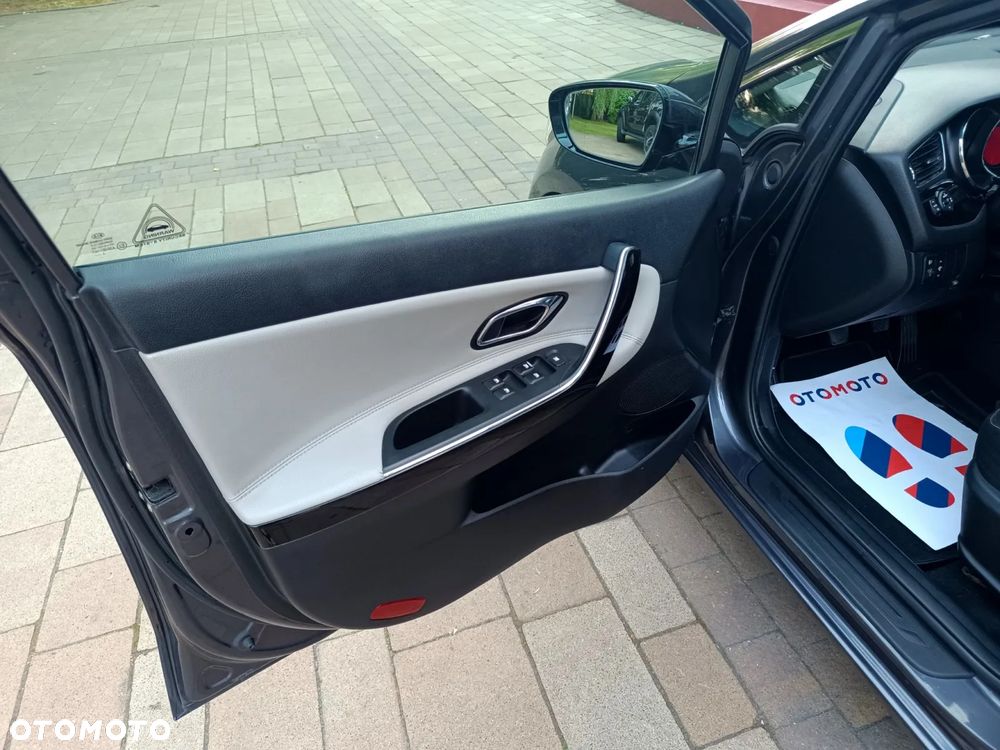 Kia Ceed 1.6 CRDi XL - 25