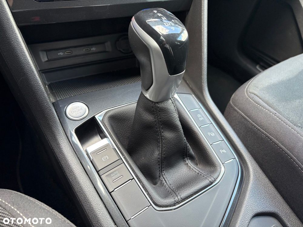 Volkswagen Tiguan - 28