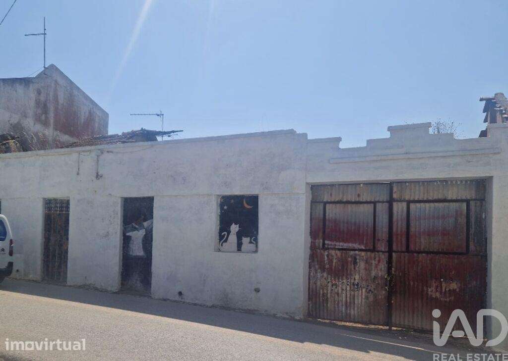 Casa / Villa T2 em Cadaval e Pêro Moniz de 205 m2 - Grande imagem: 2/10