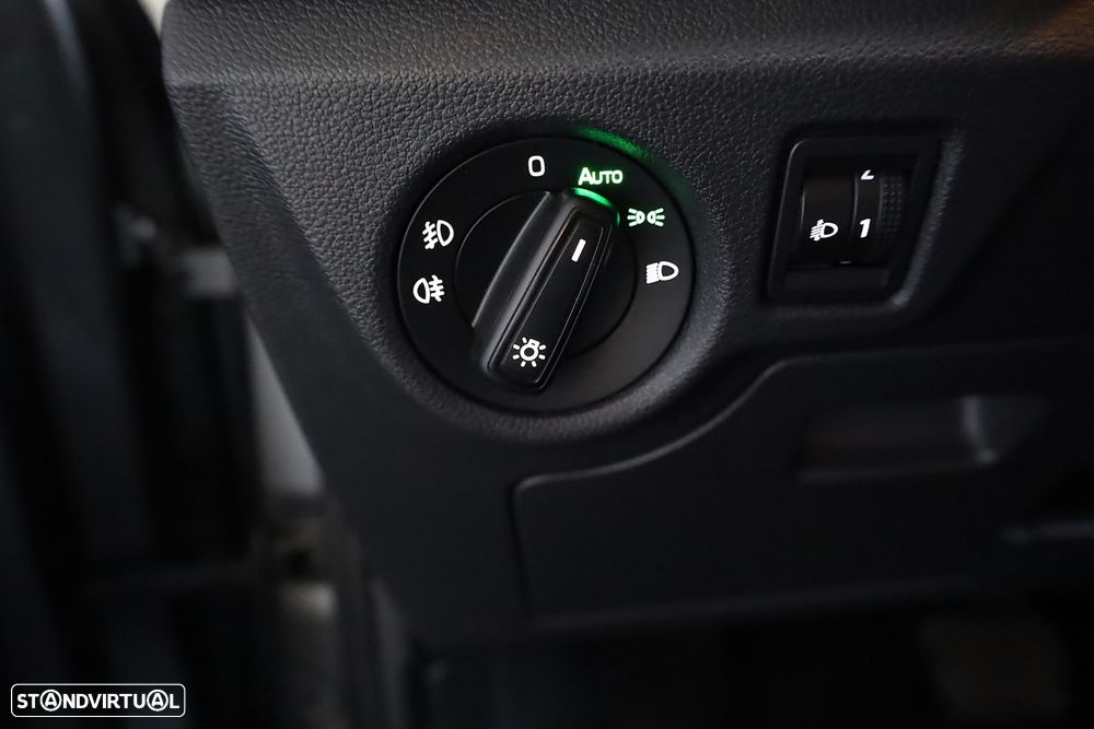 Skoda Kamiq 1.0 TSI DSG - 35