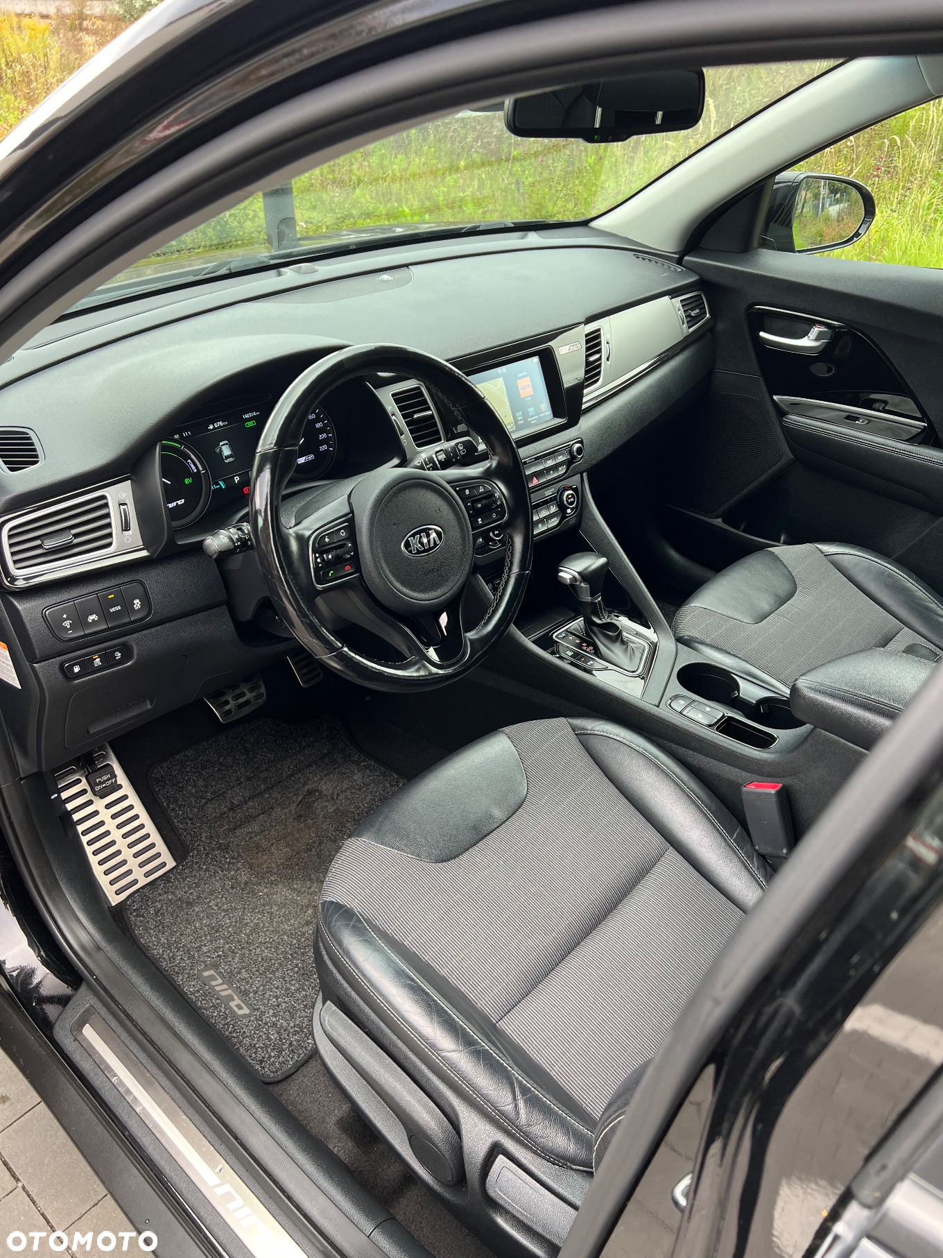 Kia Niro 1.6 GDI Hybrid L - 10