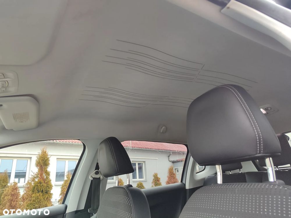 Peugeot 2008 1.6 e-HDi Active S&S - 13