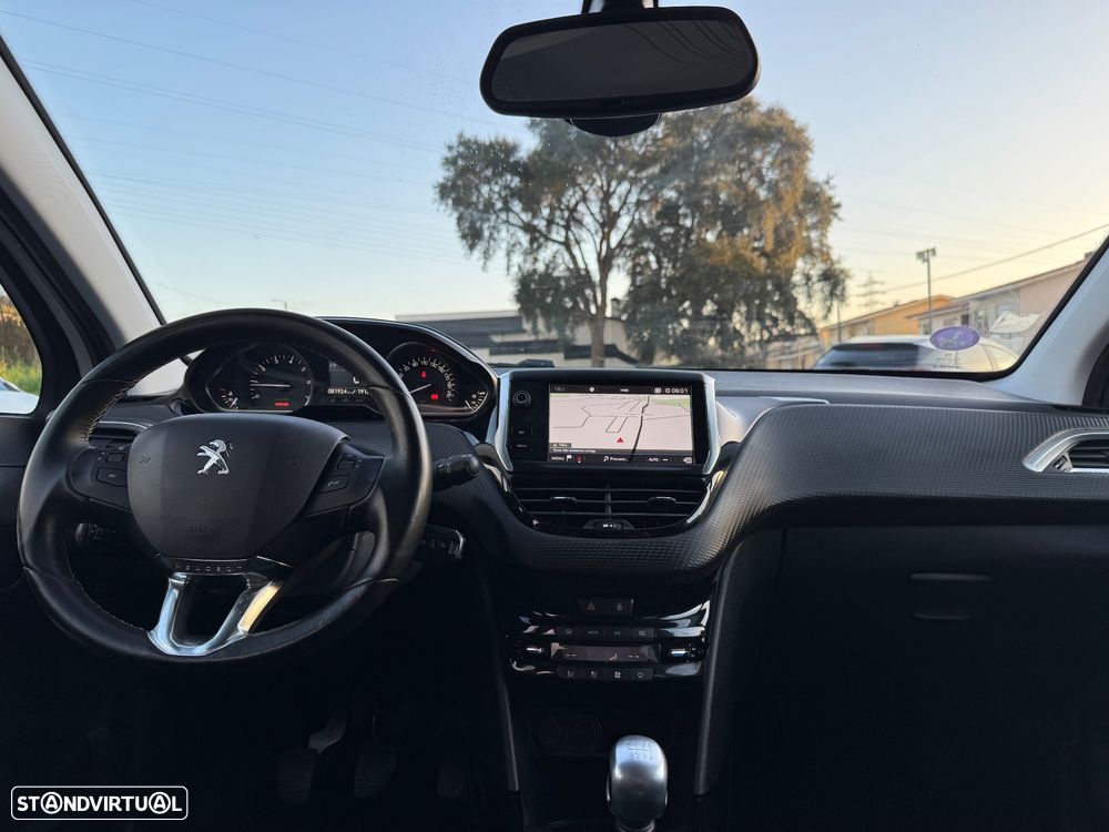 Peugeot 2008 PureTech 110 Stop&Start Allure - 6