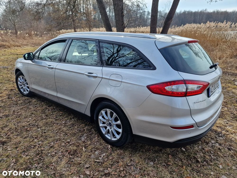 Ford Mondeo 2.0 TDCi ECOnetic Start-Stopp Titanium - 8