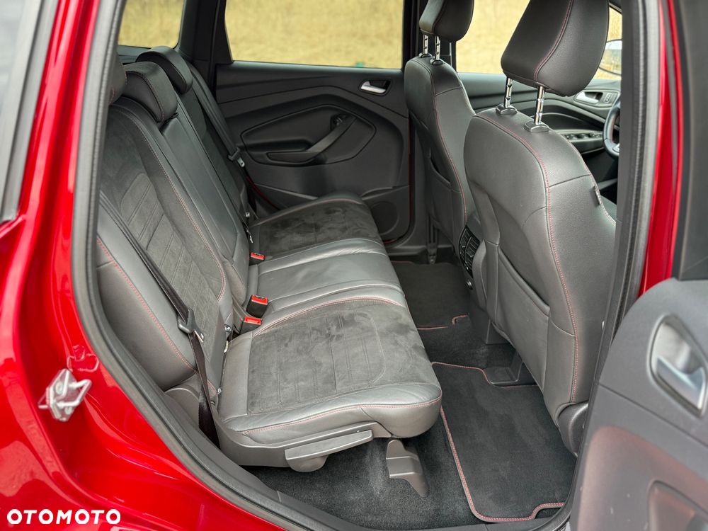 Ford Kuga 2.0 TDCi AWD ST-Line - 25