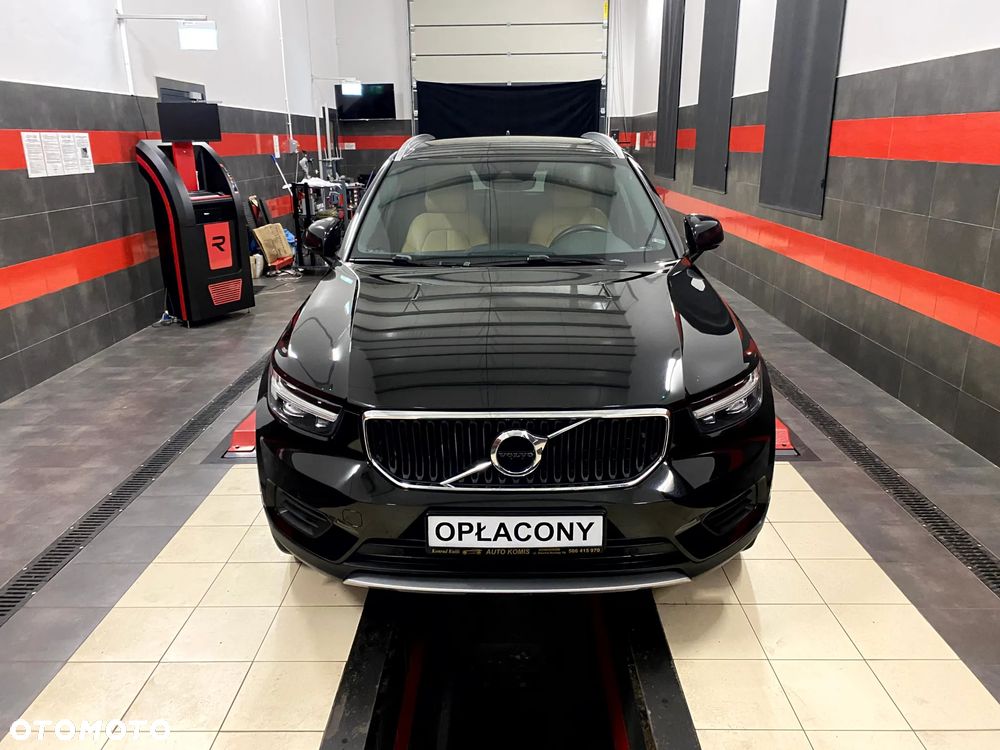 Volvo XC 40 D3 SCR Momentum - 4