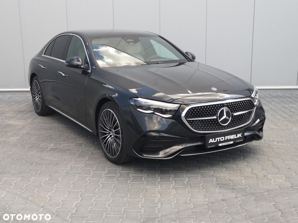Mercedes-Benz Klasa E 300 de PHEV 4-Matic AMG 9G-Tronic - 5