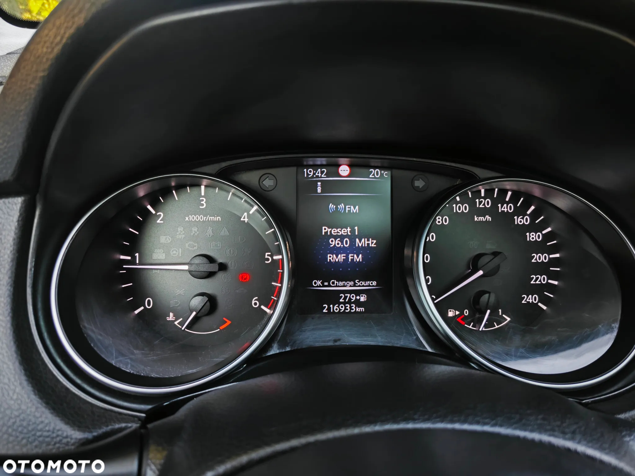 Nissan Qashqai 1.6 DCi 4x4 N-Connecta EU6 - 14