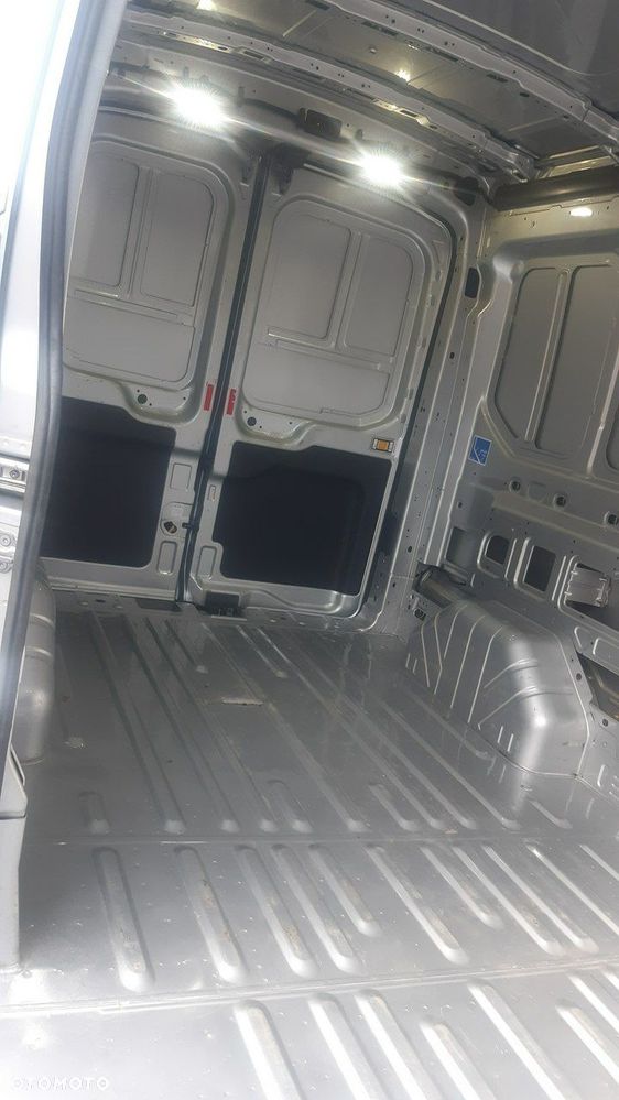 Ford Transit - 24