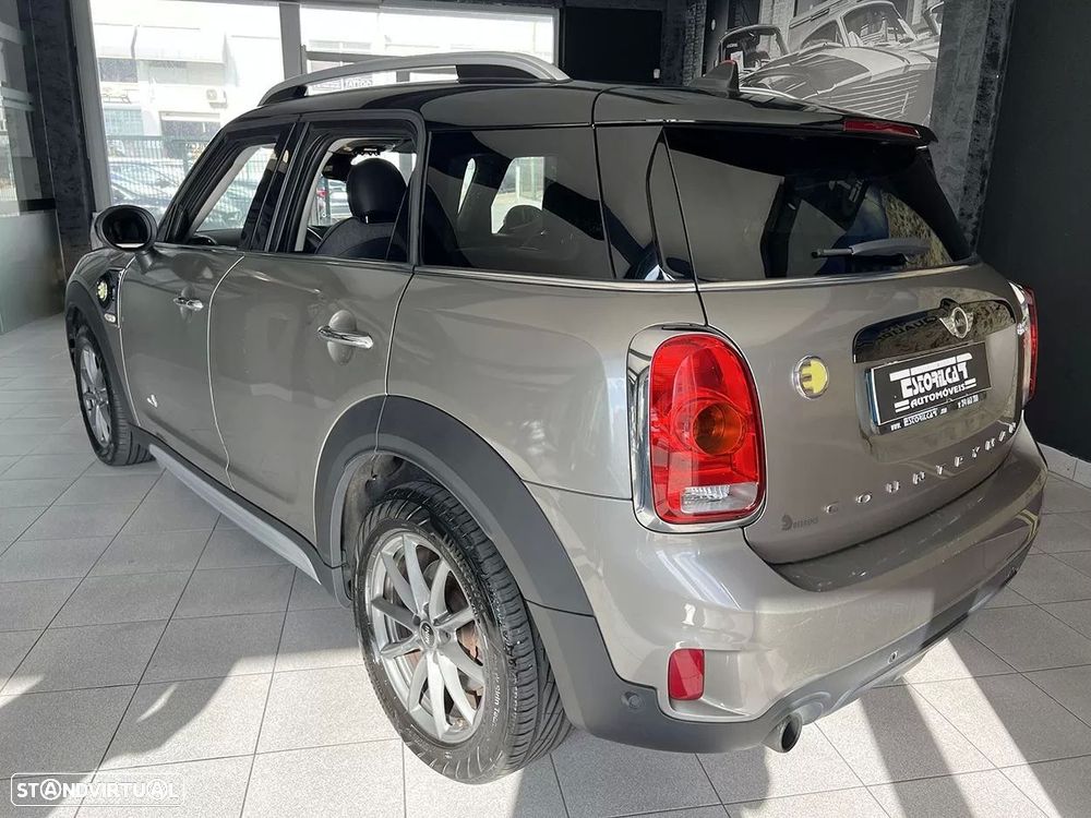 MINI Countryman Cooper SE ALL4 Auto - 4
