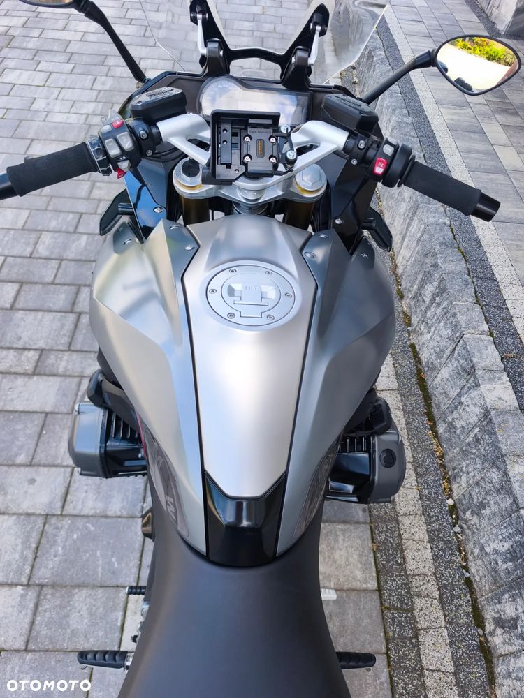 BMW R - 24