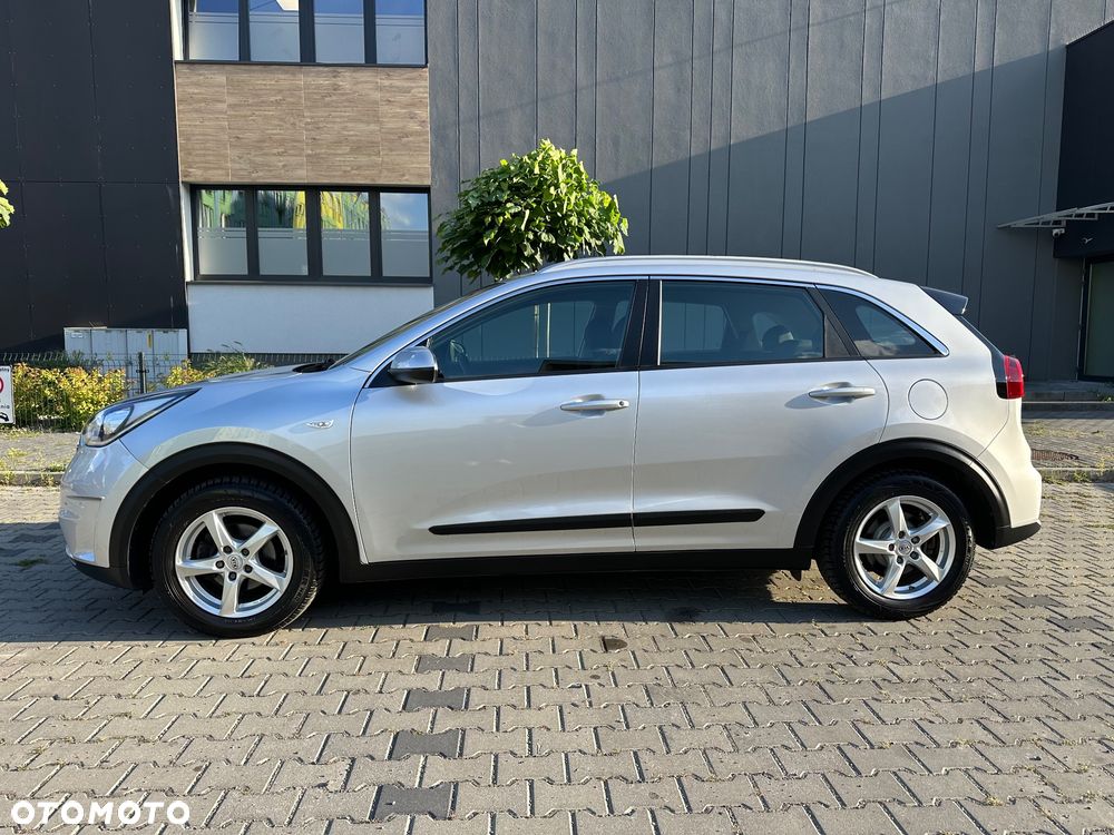 Kia Niro 1.6 GDI Hybrid M - 7