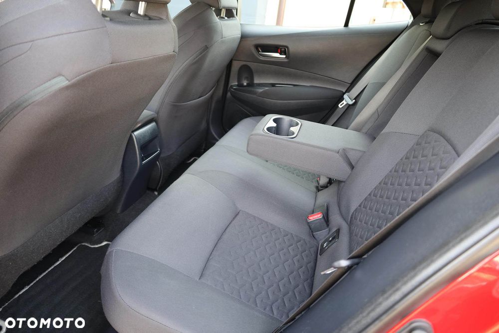 Toyota Corolla - 36