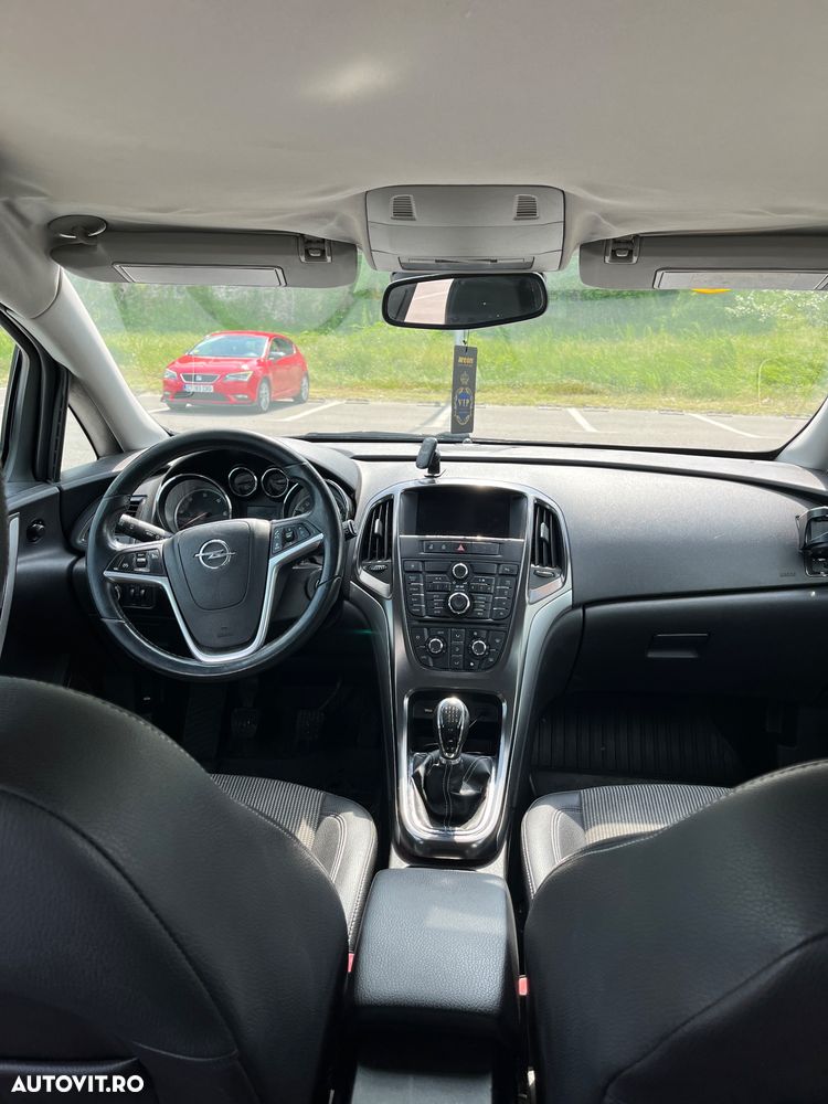 Opel Astra 1.7 CDTI Cosmo - 6