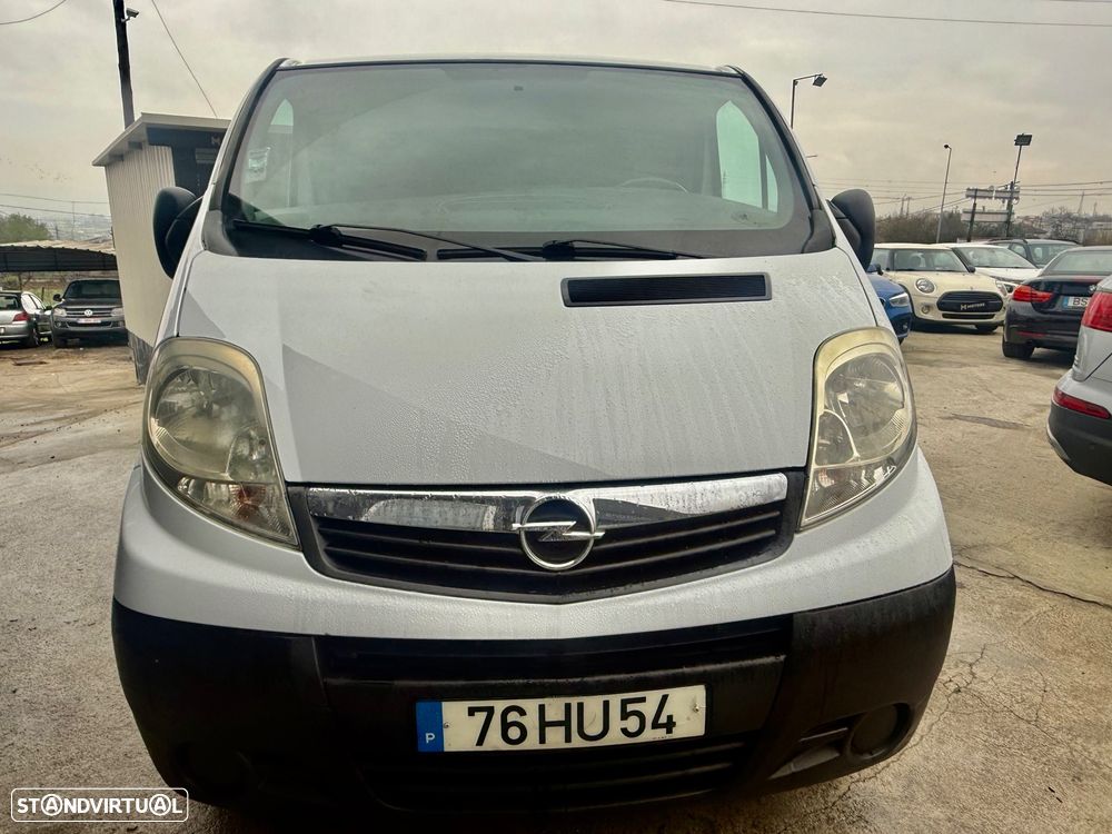 Opel Vivaro longa - 38
