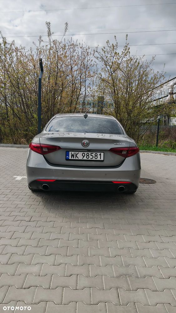Alfa Romeo Giulia - 3