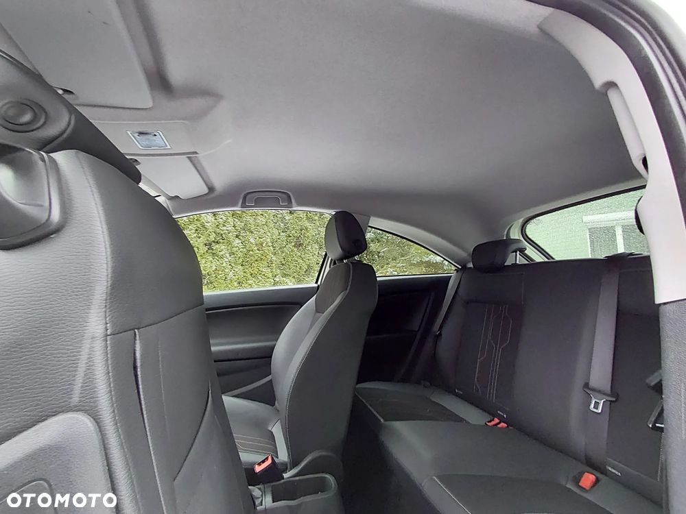 Opel Corsa 1.4 16V 150 Jahre - 15