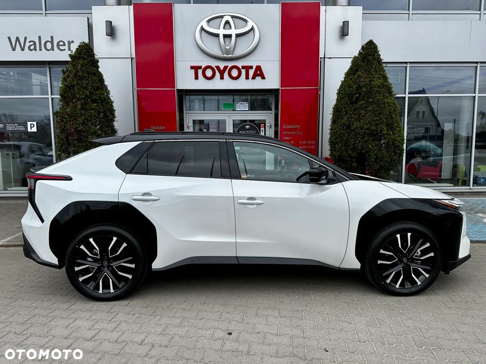 Toyota bZ4X 73.1kWh 4x4 Executive - 3