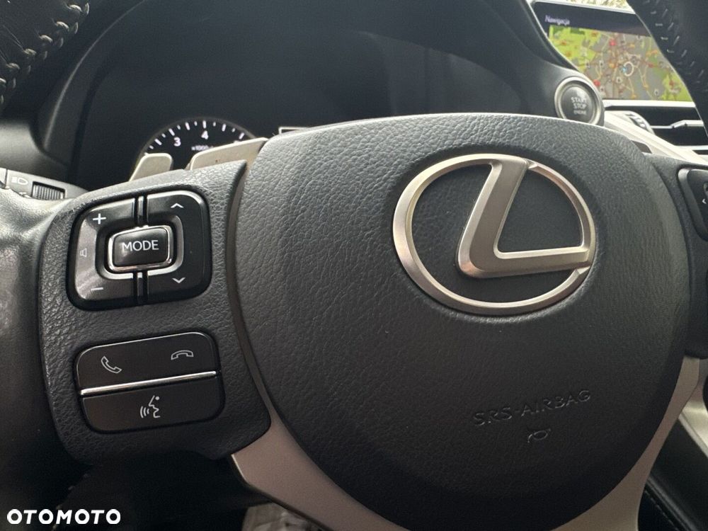 Lexus NX 2019