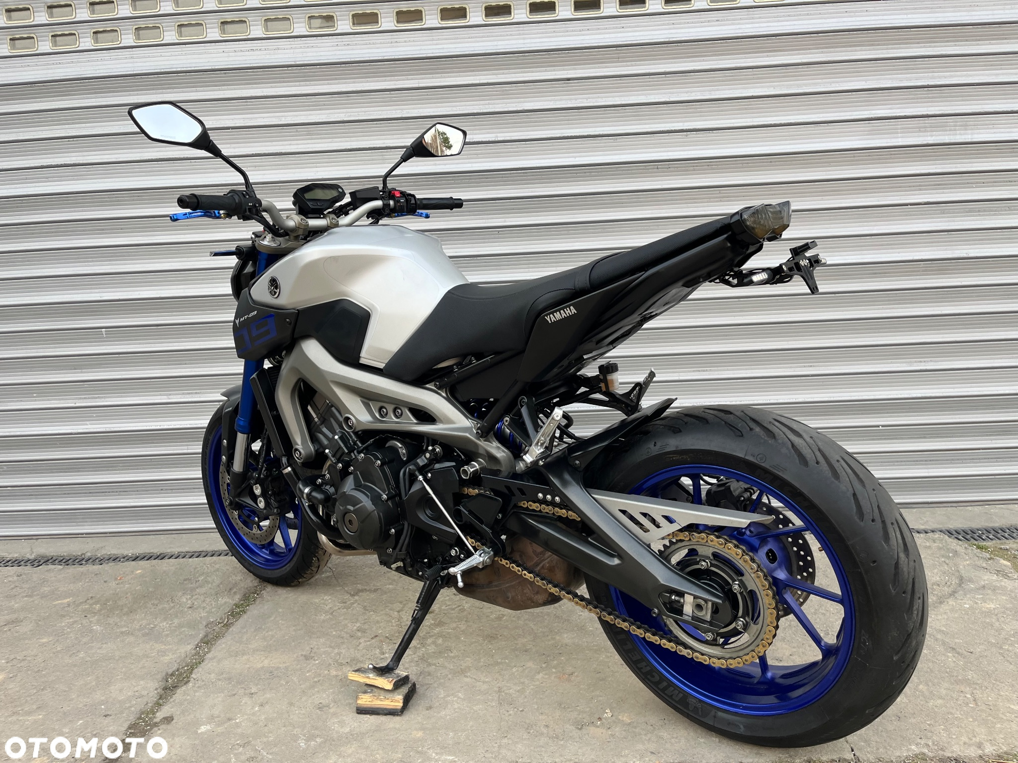 Yamaha MT - 30