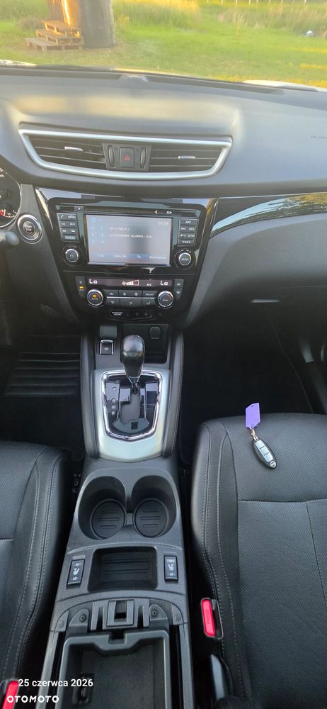 Nissan Qashqai 1.6 dCi Xtronic TEKNA+ - 39