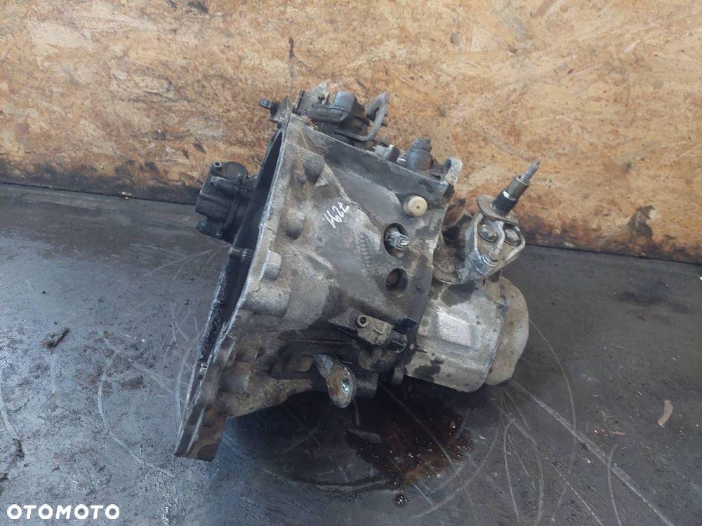 SKRZYNIA BIEGÓW PEUGEOT 307 I 2.0 16V MANUAL 5 BIEGÓW 20DM37 - 2
