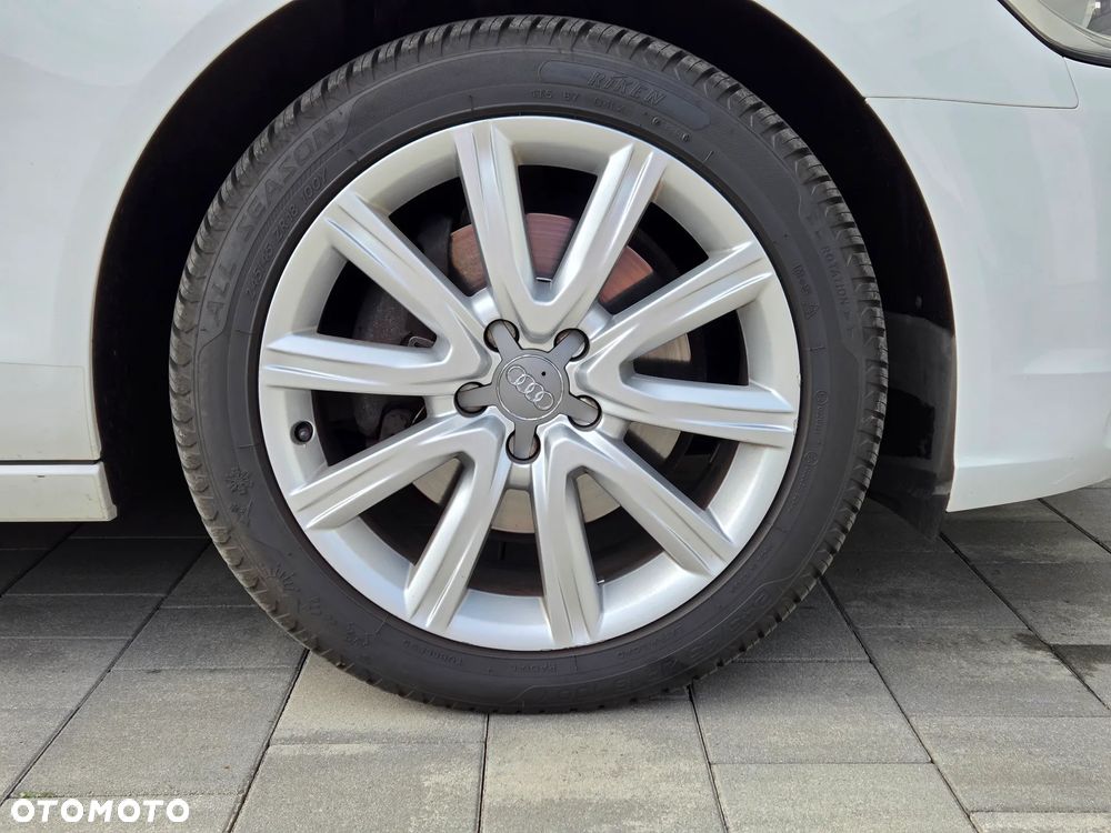 Audi A6 Avant 2.0 TDI - 26