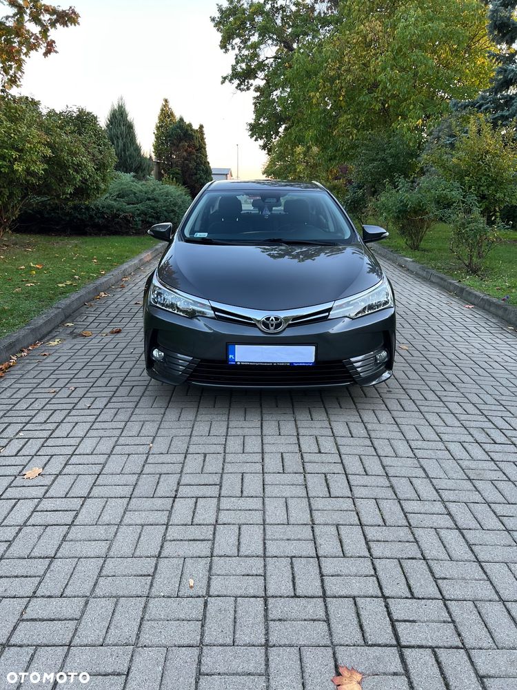 Toyota Corolla - 3