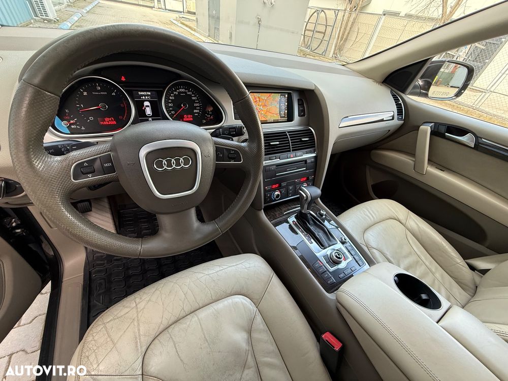 Audi Q7 3.0 TDI Quattro Tip - 12