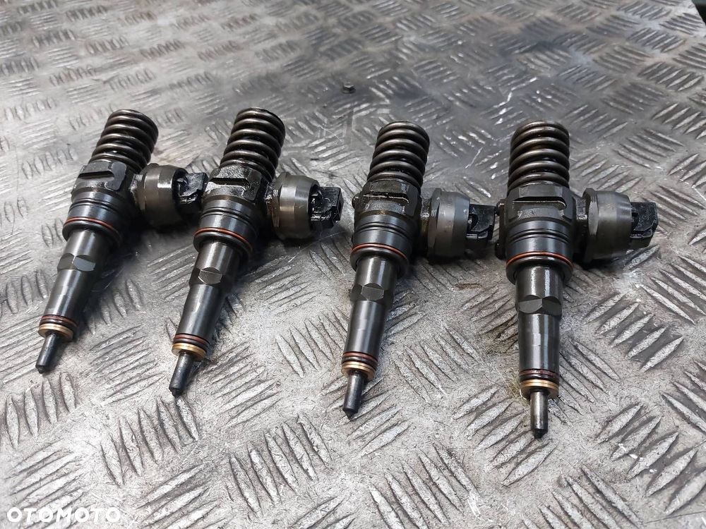 POMPOWTRYSKI KOMPLET AUDI A4 B6 1.9 TDI 038130073AR - 2
