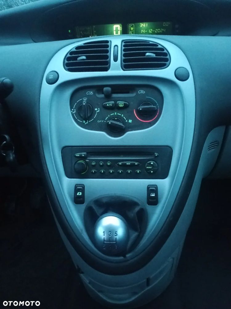 Citroën Xsara Picasso 1.6 HDi Exclusive - 5