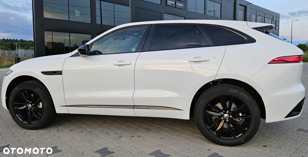 Jaguar F-Pace - 3