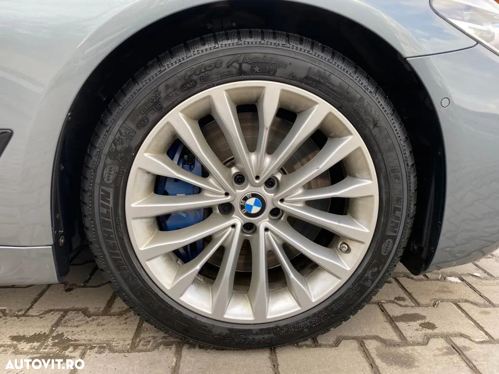 BMW Seria 5 540d xDrive AT - 14