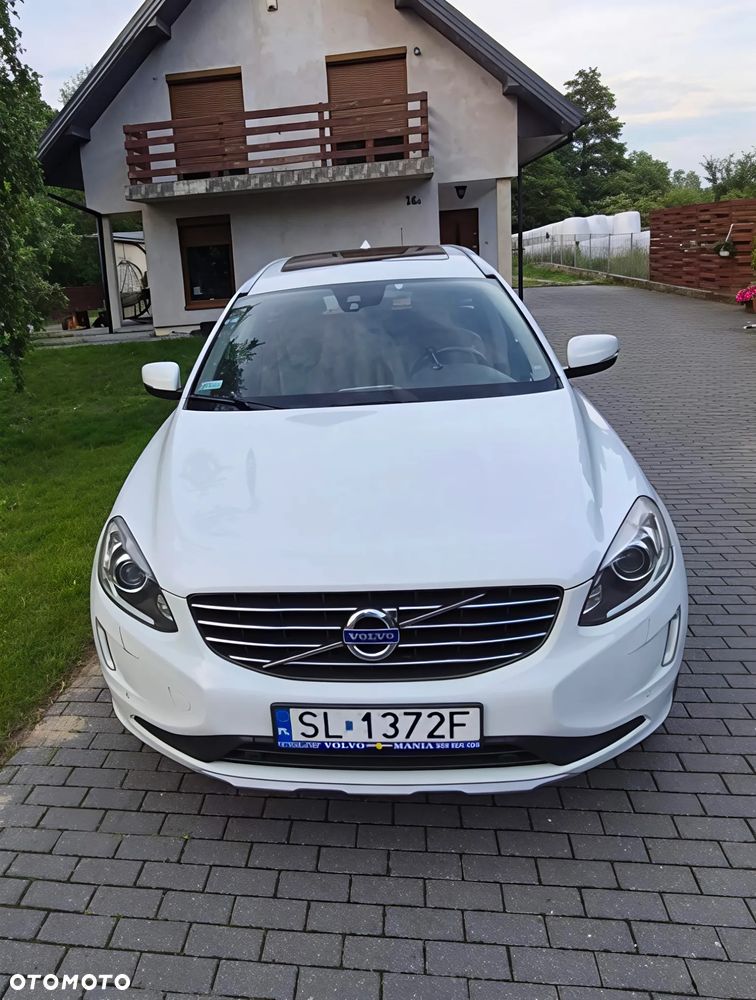 Volvo XC 60 D5 AWD Momentum - 7