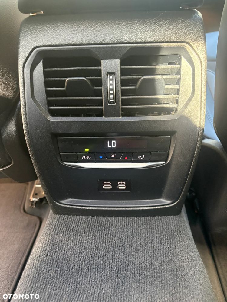 BMW Seria 3 318i M Sport sport - 28