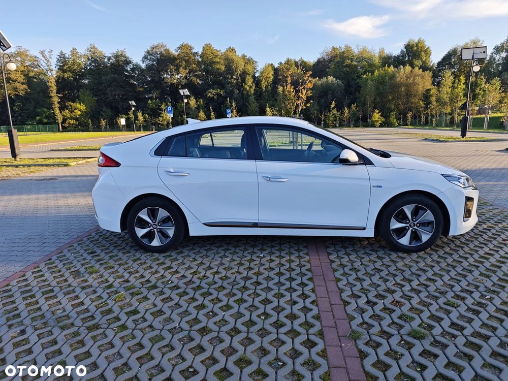 Hyundai IONIQ electric Premium - 9