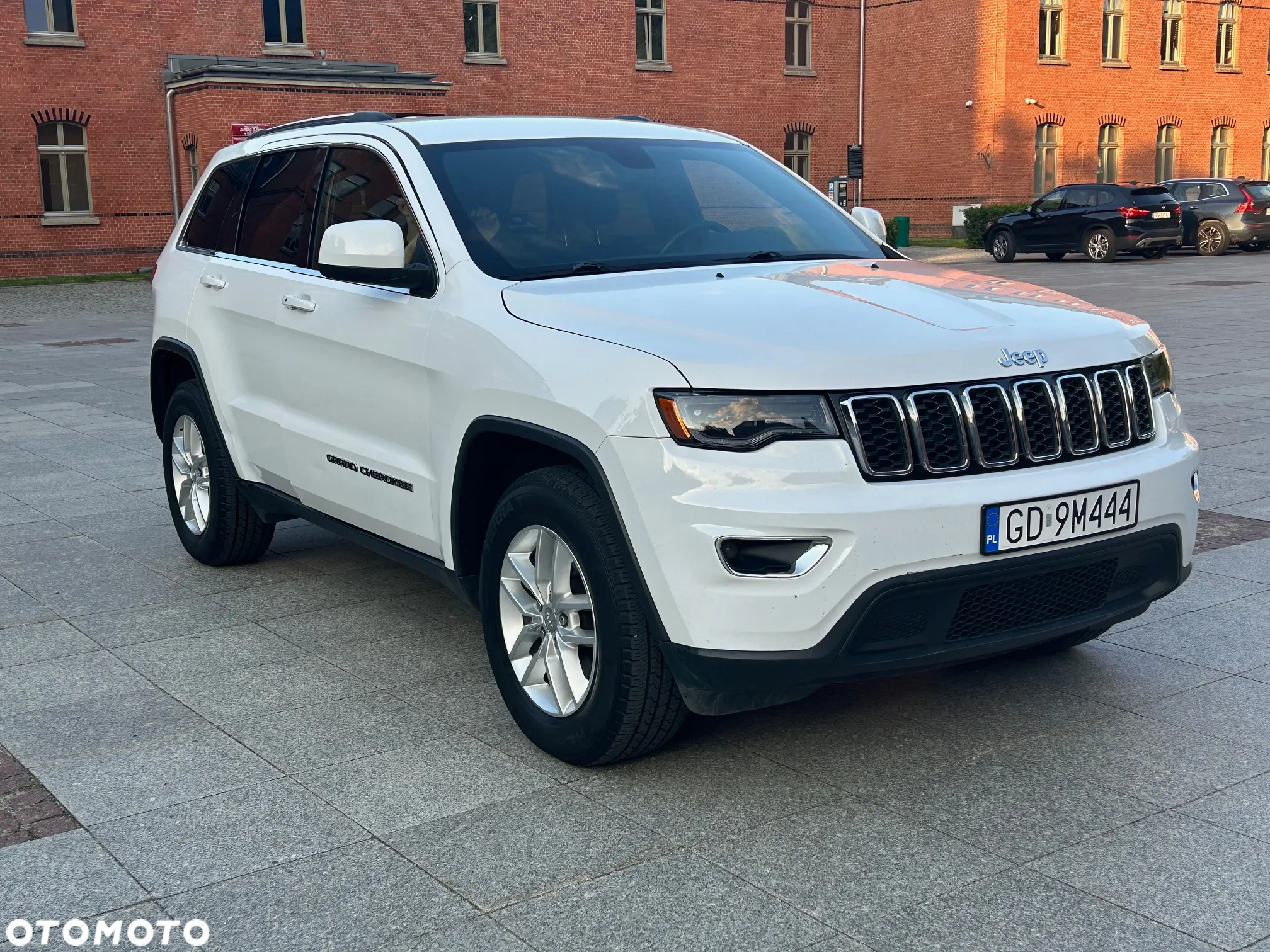 Jeep Grand Cherokee - 2
