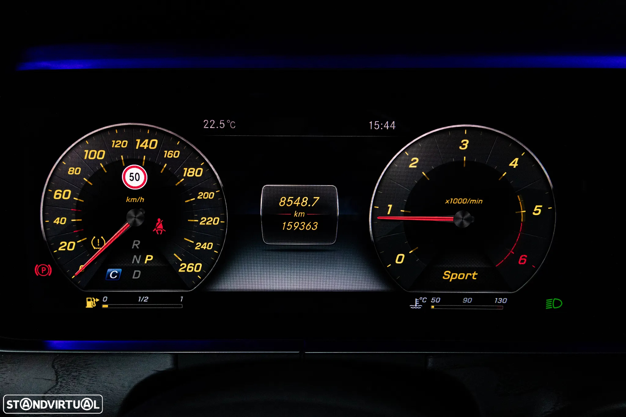 Mercedes-Benz E 220 d AMG Line - 17