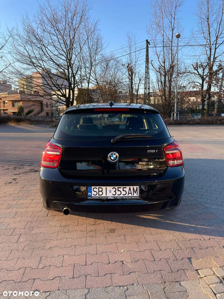 BMW Seria 1 116i - 6