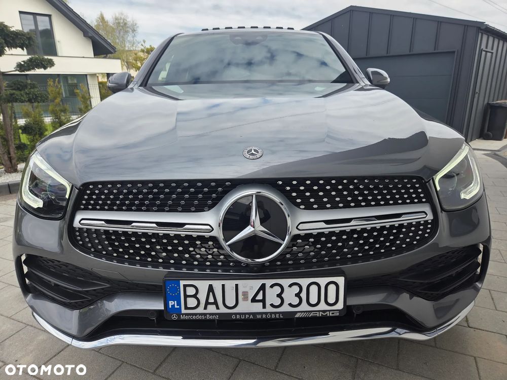 Mercedes-Benz GLC 200 4Matic 9G-TRONIC AMG Line Plus - 16