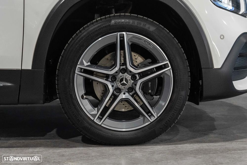 Mercedes-Benz GLB 200 7G-DCT AMG Line - 43