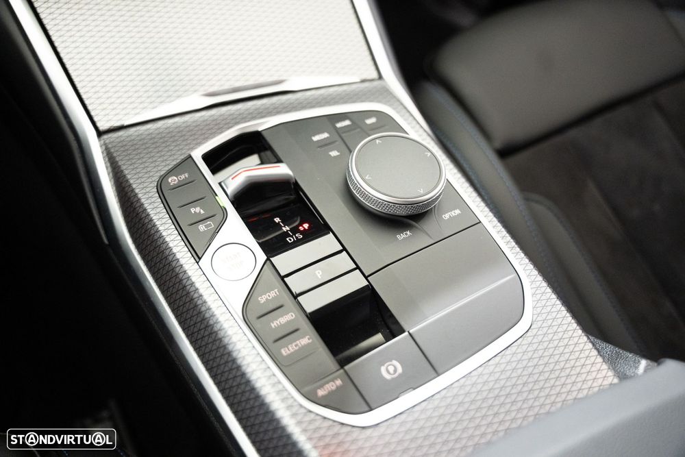 BMW 320 e Pack Desportivo M Auto - 20