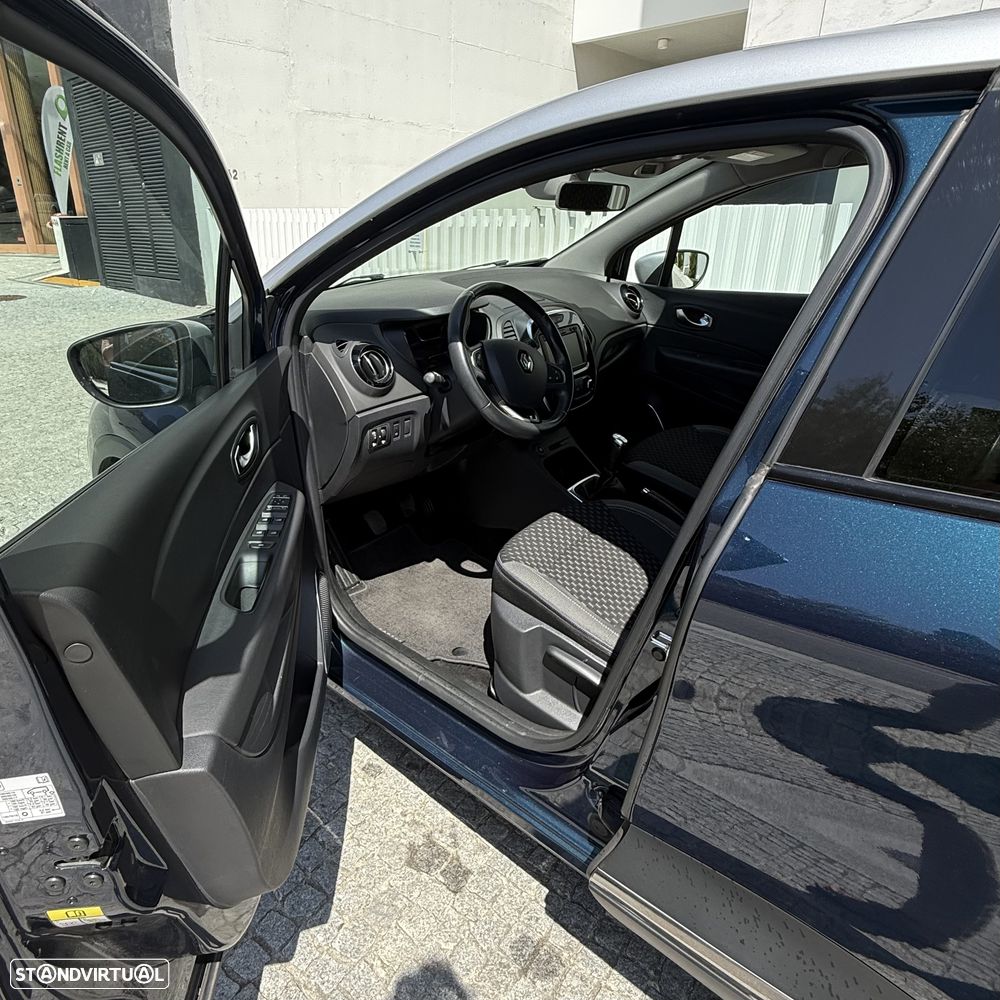 Renault Captur 1.5 dCi Exclusive C/Pneu - 11